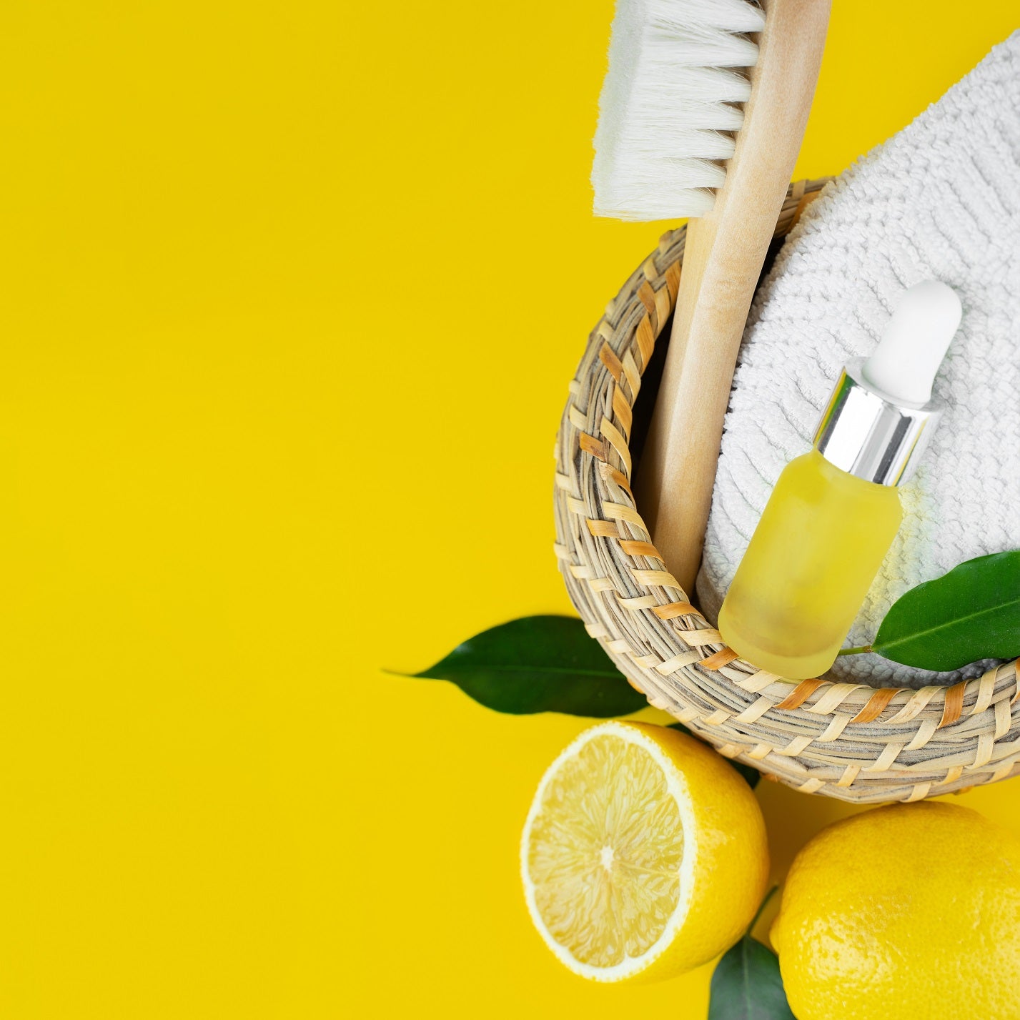 Lemon Essential Oil - 100% Pure & - Therapeutic